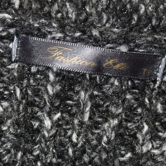 Beautiful fur trimmed long knitted jacket * - Picture 5 of 7